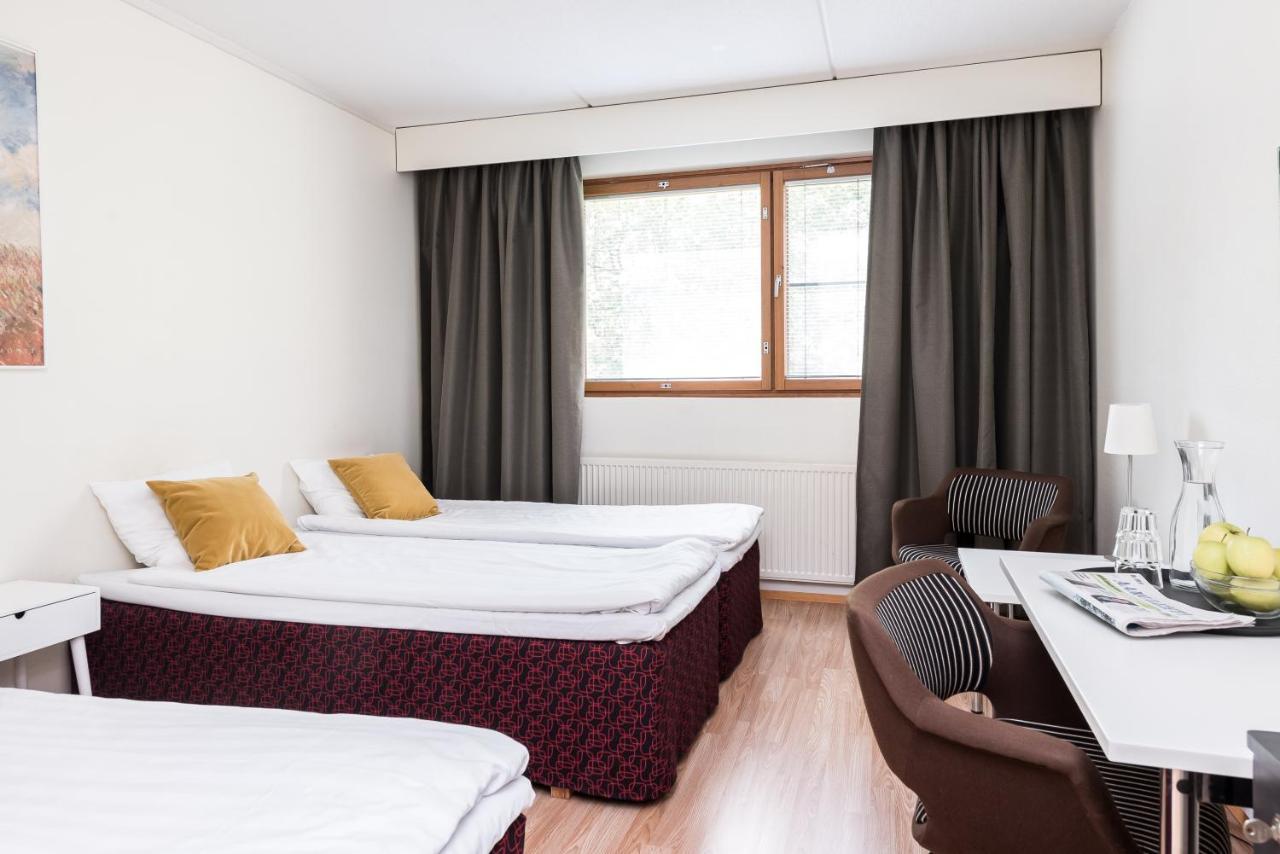 Hotel Hermica Tampere Luaran gambar
