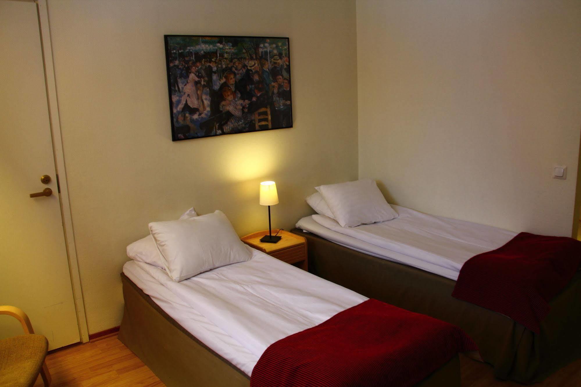 Hotel Hermica Tampere Luaran gambar