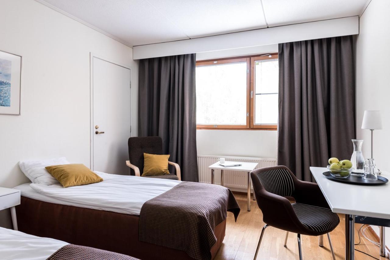 Hotel Hermica Tampere Luaran gambar