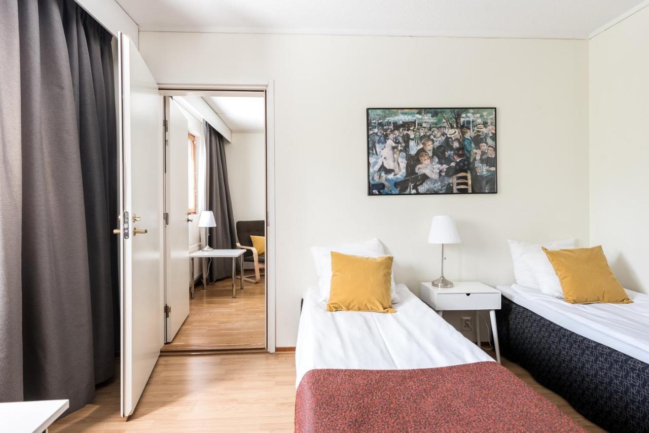 Hotel Hermica Tampere Luaran gambar