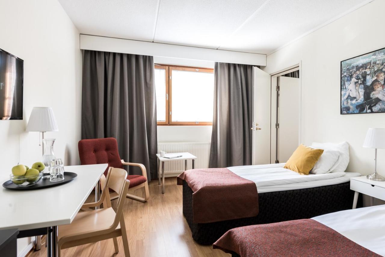 Hotel Hermica Tampere Luaran gambar
